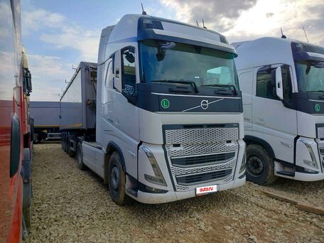 2023 Volvo FH, белый, 12848750 рублей, вид 2