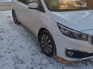 2018 Kia Carnival III, белый, 2800000 рублей, вид 3
