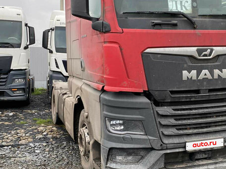 2023 MAN TGX, красный, 9799000 рублей, вид 1