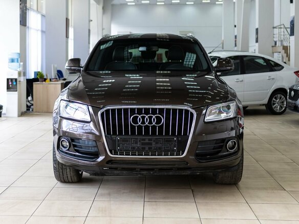 2015 Audi Q5 I (8R) Рестайлинг, коричневый, 1900000 рублей - вид 1