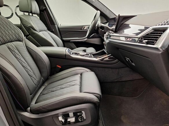 2026 BMW X7 40d I (G07) Рестайлинг, серый - вид 5