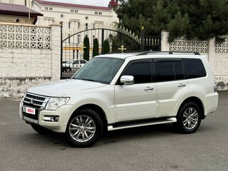 2017 Mitsubishi Pajero IV Рестайлинг 2, белый, 3050000 рублей, вид 5
