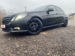 2010 Mercedes-Benz E-Класс 200 5G-Tronic IV (W212, S212, C207), чёрный, 1300000 рублей, вид 1