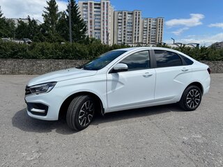 2024 Lada (ВАЗ) Vesta I Рестайлинг (NG), белый, 1449000 рублей, вид 5