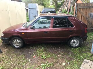 1998 Skoda Felicia I, пурпурный, 130000 рублей, вид 4