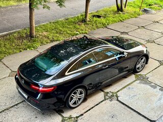 2017 Mercedes-Benz E-Класс 300 V (W213, S213, C238), чёрный, 3189000 рублей, вид 3