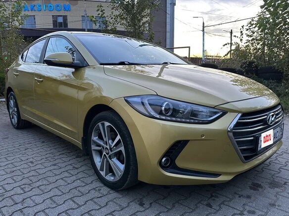 2016 Hyundai Elantra VI (AD), жёлтый, 1570000 рублей - вид 12