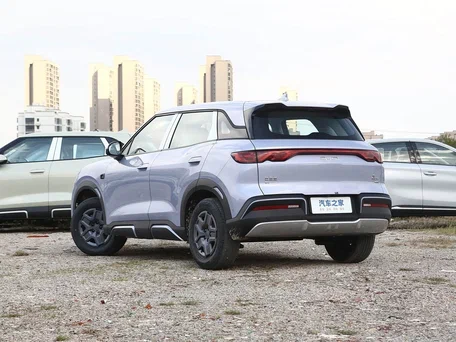 2026 BYD Yuan Up 45.12 kWh, серебристый, 2150000 рублей, вид 5
