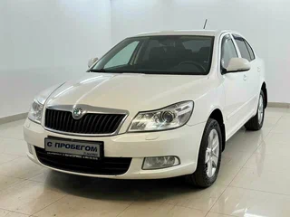 2012 Skoda Octavia II (A5) Рестайлинг, белый, 840000 рублей, вид 1