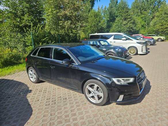 2017 Audi A3 III (8V) Рестайлинг, чёрный, 1560000 рублей