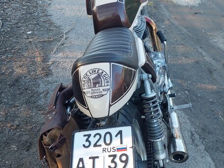 2014 Royal Enfield Continental GT, коричневый, 599000 рублей, вид 4