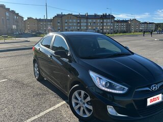 2013 Hyundai Solaris I, чёрный, 1299999 рублей, вид 1