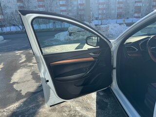 2023 Lada (ВАЗ) Vesta SW Cross I Рестайлинг (NG), белый, 1299999 рублей, вид 5