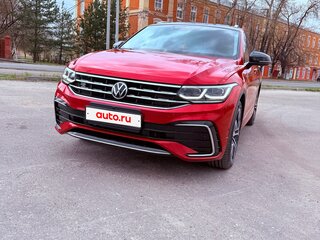 2020 Volkswagen Tiguan X II Рестайлинг (China Market), красный, 4150000 рублей, вид 2