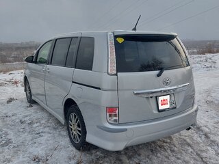 2016 Toyota ISis I Рестайлинг, серый, 1400000 рублей, вид 5