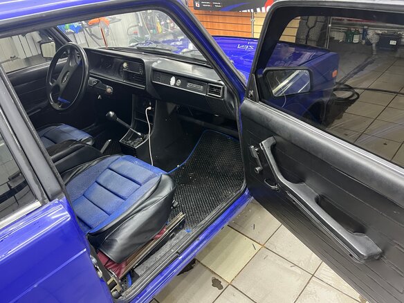 2002 Lada (ВАЗ) 2107, голубой, 145000 рублей - вид 9