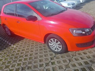 2012 Volkswagen Polo V, красный, 950000 рублей, вид 3