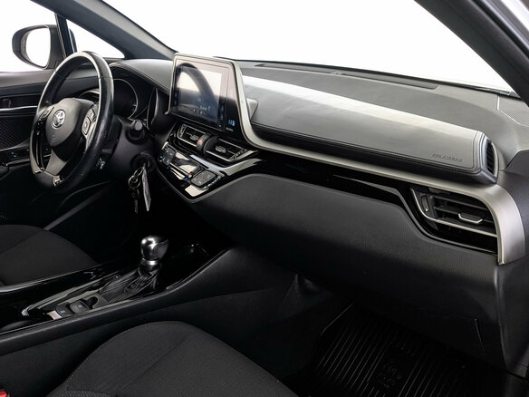 2018 Toyota C-HR I, серый, 1875000 рублей - вид 12