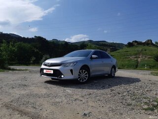2015 Toyota Camry VII (XV50) Рестайлинг, серый, 1750000 рублей, вид 1