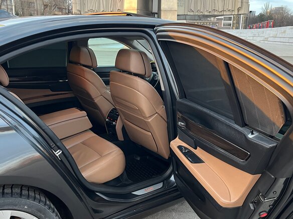 2008 BMW 7 серии 730d V (F01/F02/F04), серый, 1450000 рублей - вид 12