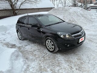 2010 Opel Astra H Рестайлинг, чёрный, 580000 рублей, вид 2