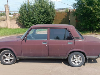 2006 Lada (ВАЗ) 2105, пурпурный, 165000 рублей, вид 1
