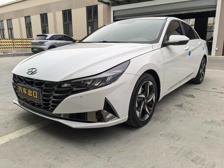 Hyundai Elantra VII (CN7)
