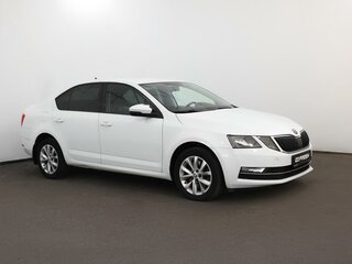 2018 Skoda Octavia III (A7) Рестайлинг, белый, 2121000 рублей, вид 2