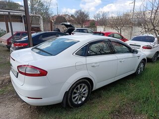 2011 Ford Mondeo IV Рестайлинг, белый, 900000 рублей, вид 4