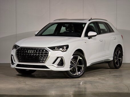 Audi Q3 II (F3)