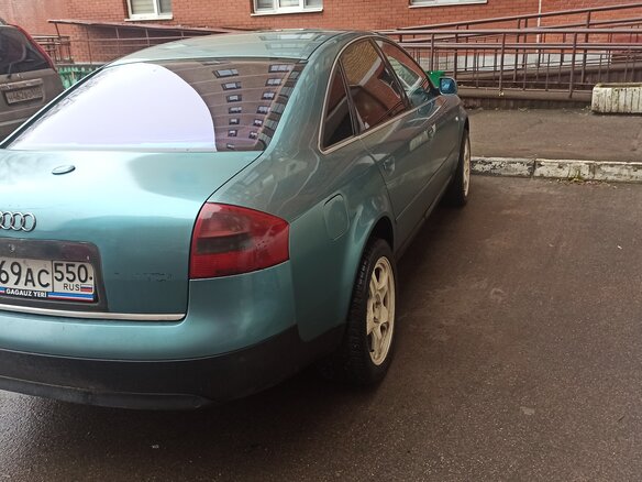 1998 Audi A6 II (C5), зелёный, 420000 рублей - вид 4
