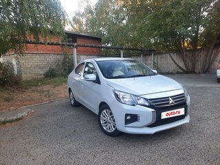 2021 Mitsubishi Attrage I Рестайлинг, белый, 1470000 рублей, вид 2