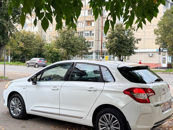 2012 Citroen C4 II, белый, 690000 рублей - вид 11
