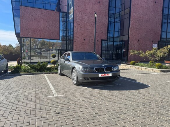 2005 BMW 7 серии Long 740Li IV (E65/E66) Рестайлинг, серый, 1500000 рублей - вид 24