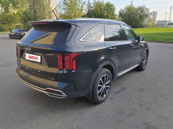 2022 Kia Sorento IV, чёрный, 4250000 рублей - вид 3