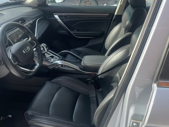 2023 Geely Atlas Pro, серебристый, 1399000 рублей - вид 5