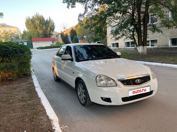 2013 Lada (ВАЗ) Priora I, белый, 370000 рублей - вид 1