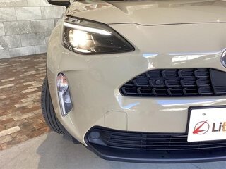 2022 Toyota Yaris Cross I, бежевый, 1300000 рублей, вид 5