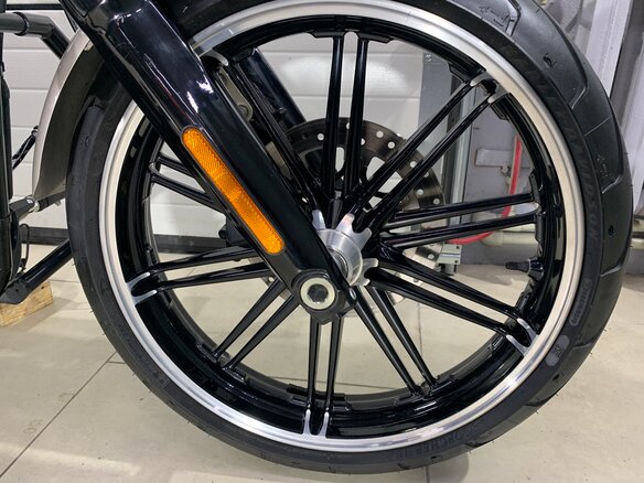 2018 Harley-Davidson Breakout, серый, 1750000 рублей - вид 26