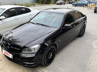 2012 Mercedes-Benz C-Класс 180 BlueEFFICIENCY III (W204) Рестайлинг, чёрный, 1600000 рублей, вид 1