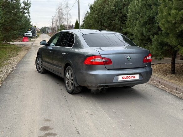 2010 Skoda Superb II, серый, 700000 рублей - вид 5