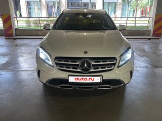 2017 Mercedes-Benz GLA 250 I (X156) Рестайлинг, белый, 2265000 рублей, вид 1