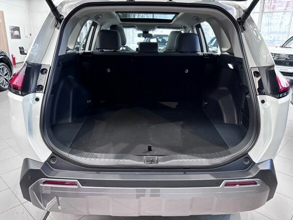 2026 Toyota RAV4 VI (XA60), белый - вид 13