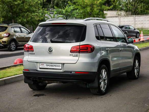 2016 Volkswagen Tiguan I Рестайлинг, серебристый - вид 5