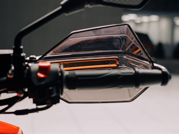 2025 Loncin MS250, красный, 179900 рублей - вид 10