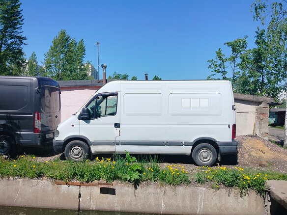 2000 Renault Master, белый, 600000 рублей