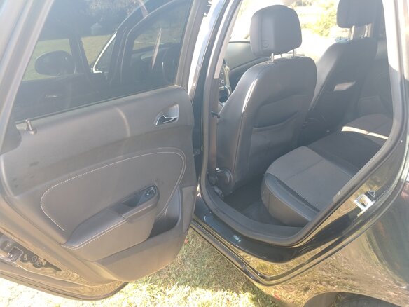 2011 Opel Astra J, чёрный, 490000 рублей - вид 7