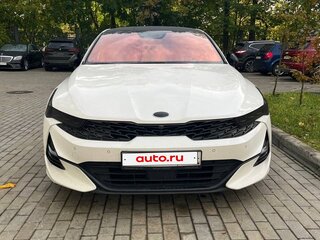 2021 Kia K5 III, белый, 2650000 рублей, вид 2