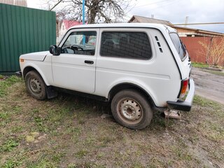 2013 Lada (ВАЗ) 2121 (4x4) I Рестайлинг, белый, 370000 рублей, вид 2