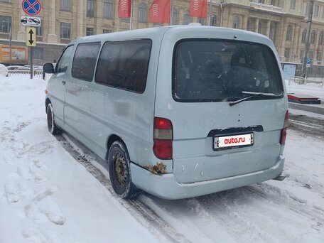 1998 Toyota HiAce, зелёный, 650000 рублей, вид 4
